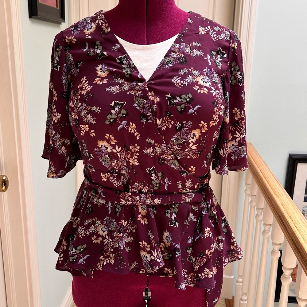 Loft Purple Floral Wrap Blouse Women’s Small